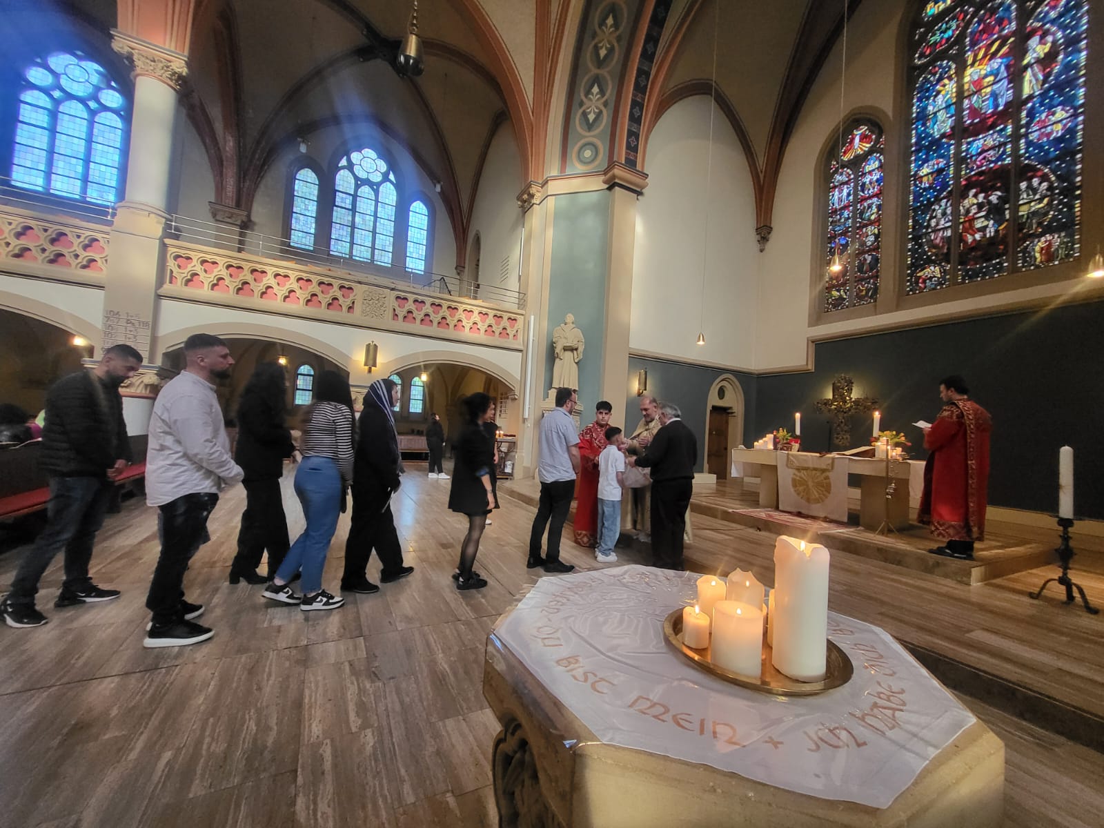 Feier der Osternachtsliturgie in Stuttgart4