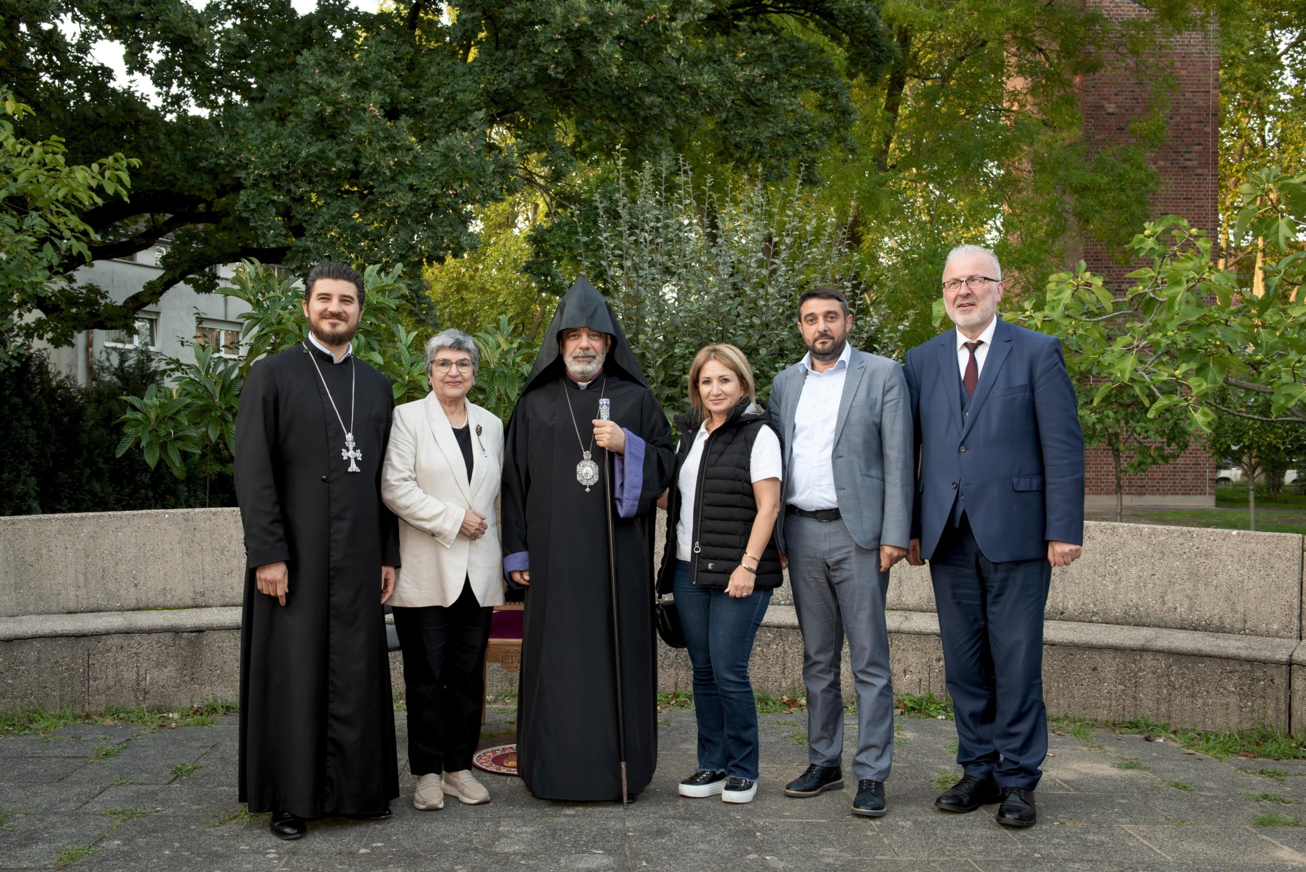 Fotos: Edmond Haghnazarian & Kanzlei der Diözese