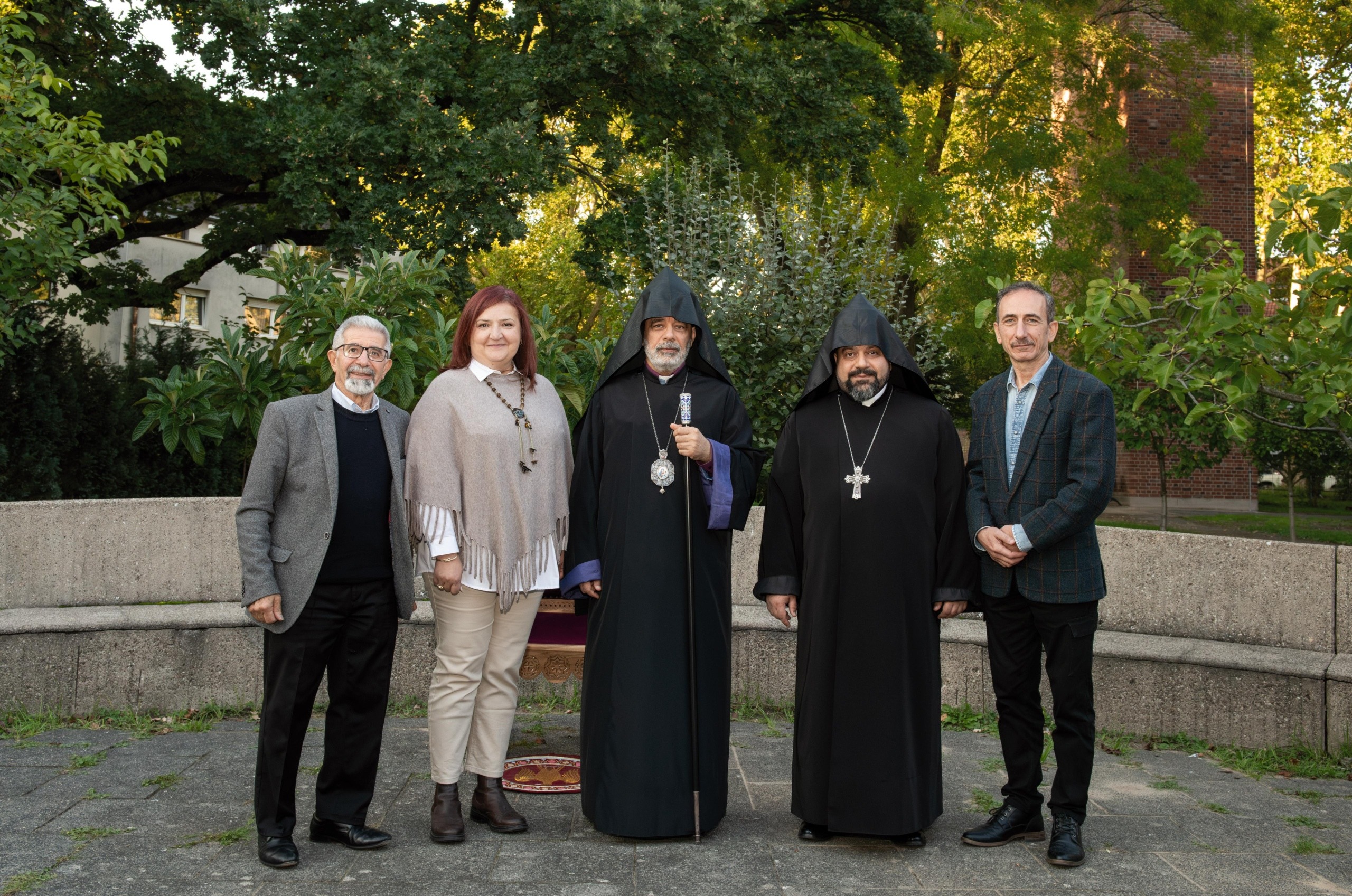 Fotos: Edmond Haghnazarian & Kanzlei der Diözese